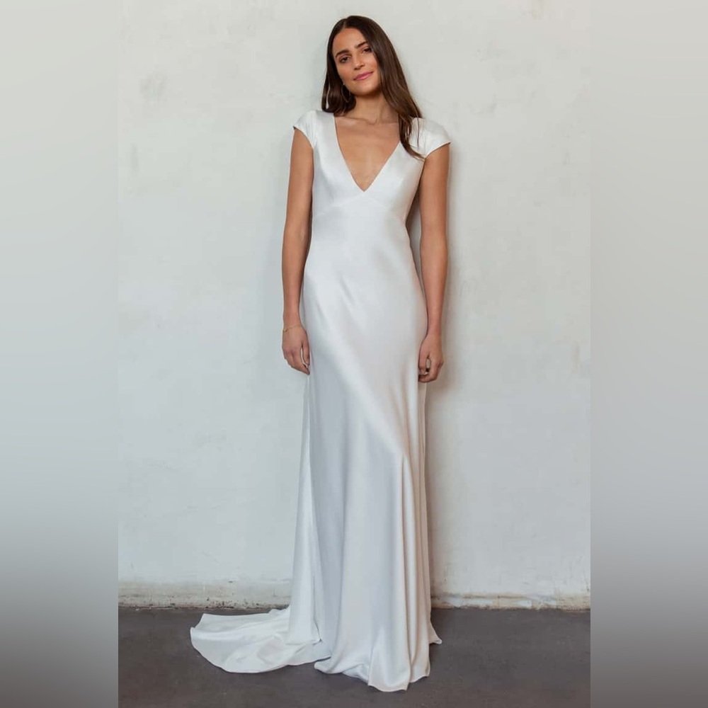 Anthropologie Jenny Yoo Bronwyn Wedding Dress in ivory NWT size 24 | bride - Picture 3 of 13